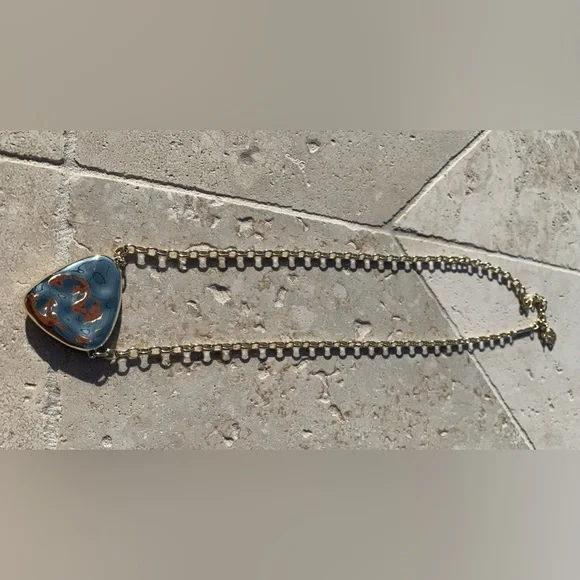 GORGEOUS sea green stone necklace. Bought NWT and never wore!  Brand new! - Picture 5 of 5